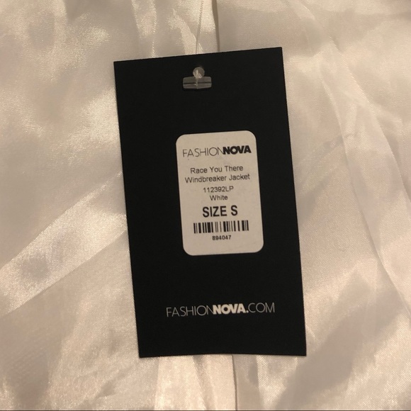 FASHION NOVA Windbreaker - Picture 9 of 9